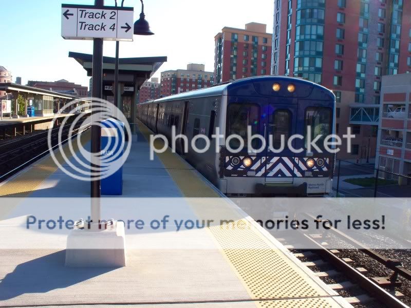 MNRR/Amtrak Around Westchester and Bronx Railroads Photos & Videos
